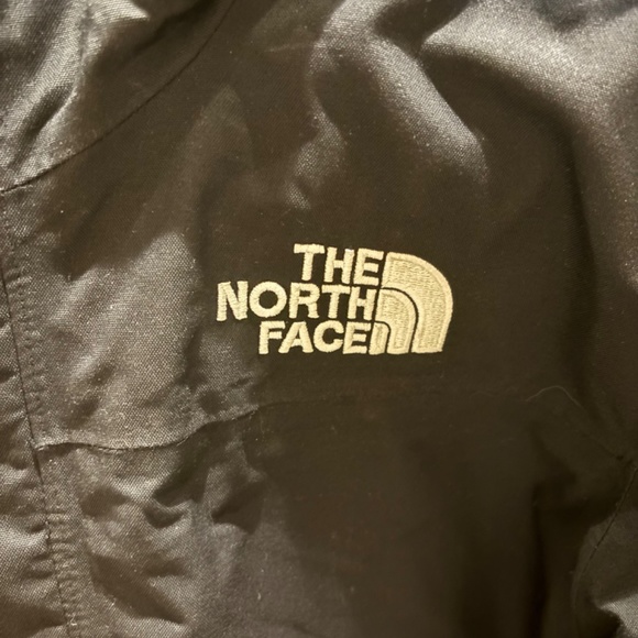 The North Face Parka - Picture 4 of 6
